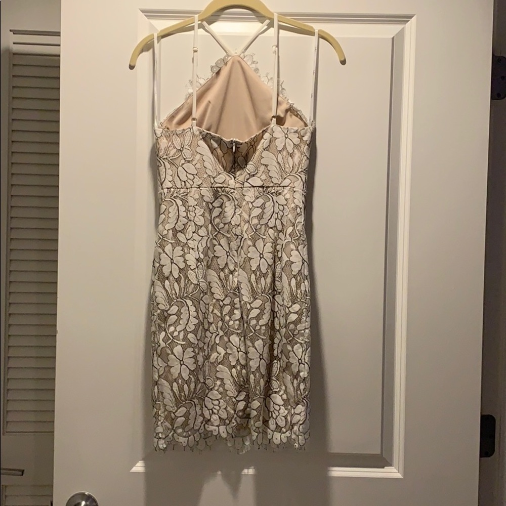 Lulu’s high neck, white floral lace dress - Picture 3 of 3